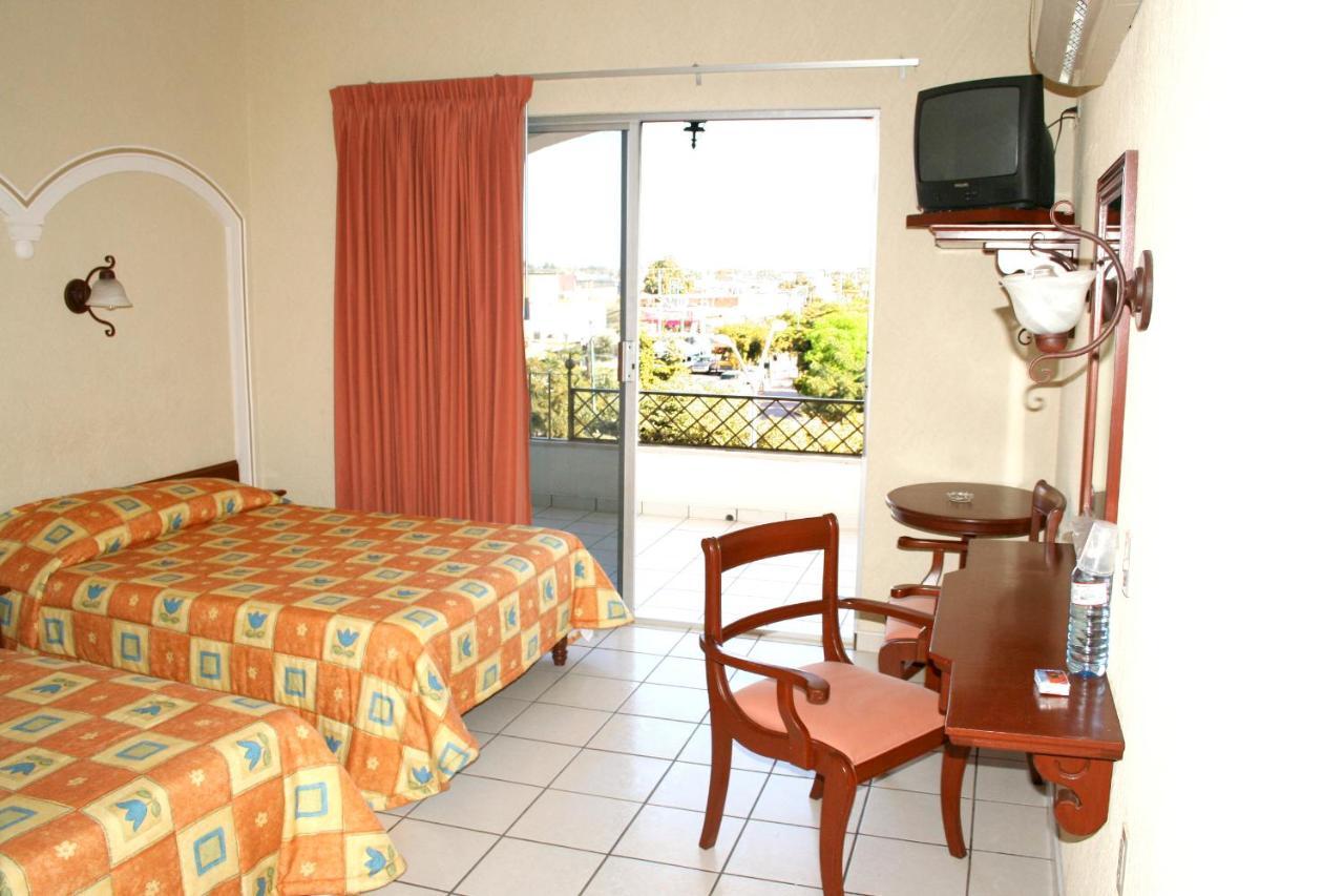 Hotel Davimar Guamuchil Eksteriør bilde
